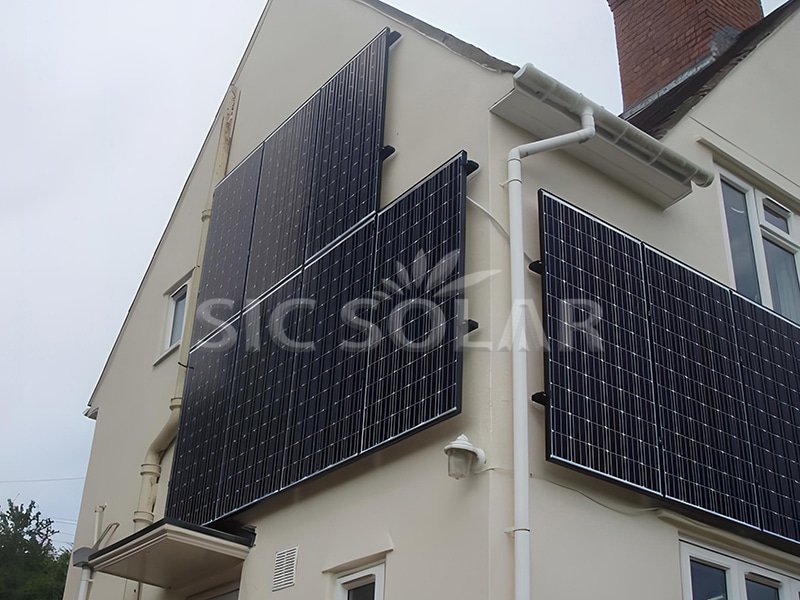 wall mounted solar panels uk
