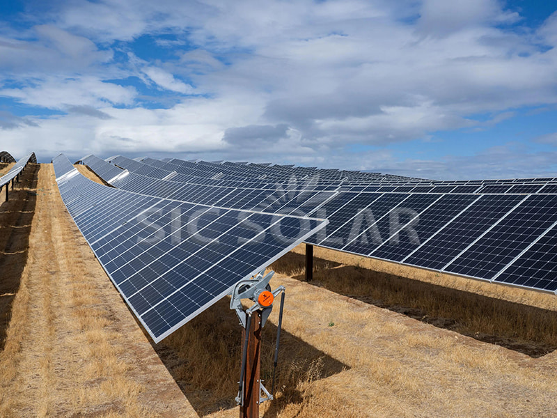 In Spanien installierte 3-MW-Solar-Bodentracker