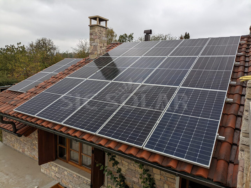 25-kW-Solar-Haus-Keramikdach-Montagehalterung in Deutschland