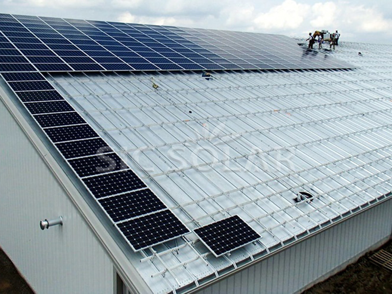400-kW-Dachsolaranlage in Kanada
