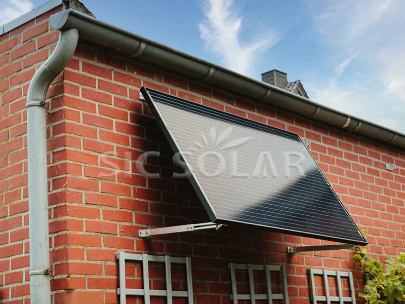 Wandhalterung für 1-kW-Solaranlage für Privathaushalte in Belgien