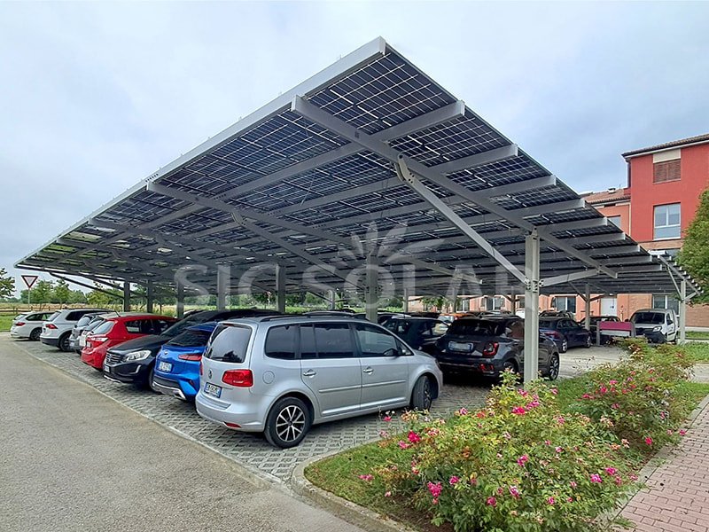 100-kW-Stahlcarport-Solaranlage mit Bodenmontage in Finnland
