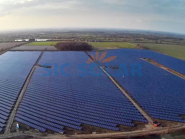 17-MW-Freiflächen-Solaranlagen in Vietnam