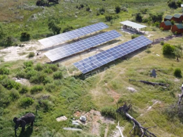 76-kW-Freiflächenanlage in Afrika | Sic-solar.com