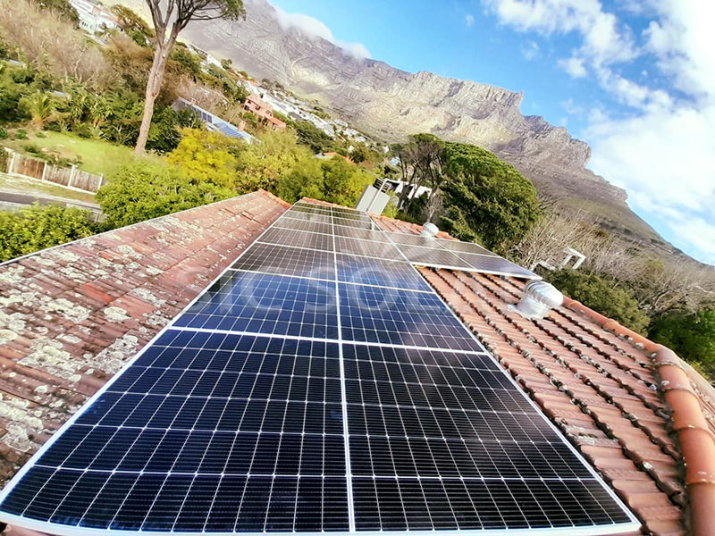 20-kW-Solarhalterungen für Keramikziegeldächer in den USA