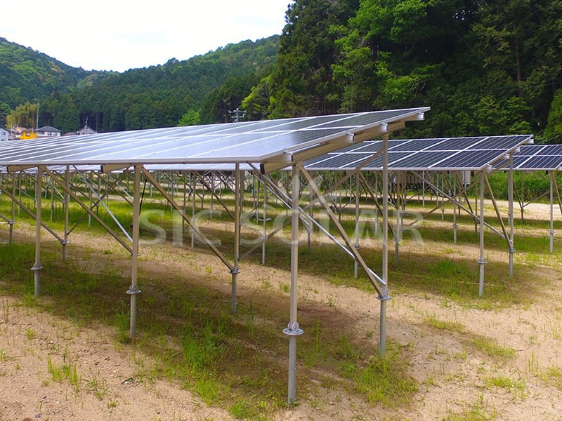 100-kW-Solarpanel-Bodenmontagegestell in Japan