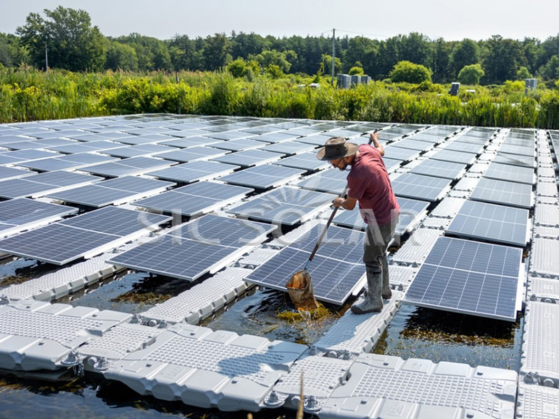 200-kW-Solarpaneele schwimmen auf dem Wasser in den USA