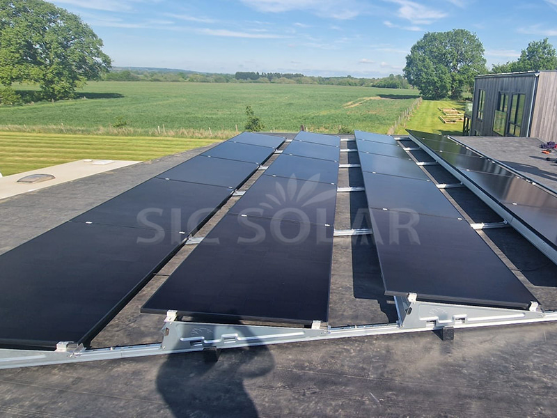 10-kW-Flachdach-Solarmontagesysteme in Großbritannien