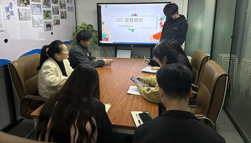 SIC Solar stärkt die technischen Fähigkeiten des Vertriebsteams